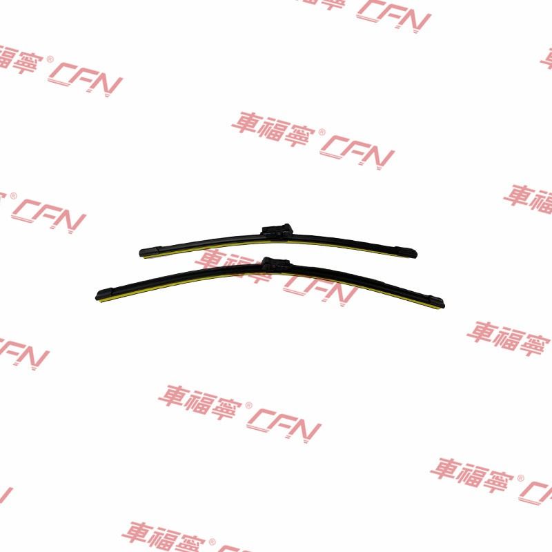 Rubber / Plastic WIPER BLADE ASSEMBLY DRIVER SIDE BOSCH 700MM MODEL S LEFT HAND DRIVE 1051495-00-A